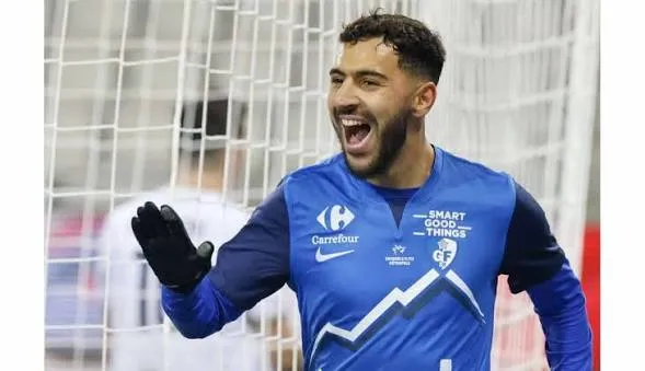 Moroccan Striker Sebai Leads Angers Back to Victory in French League