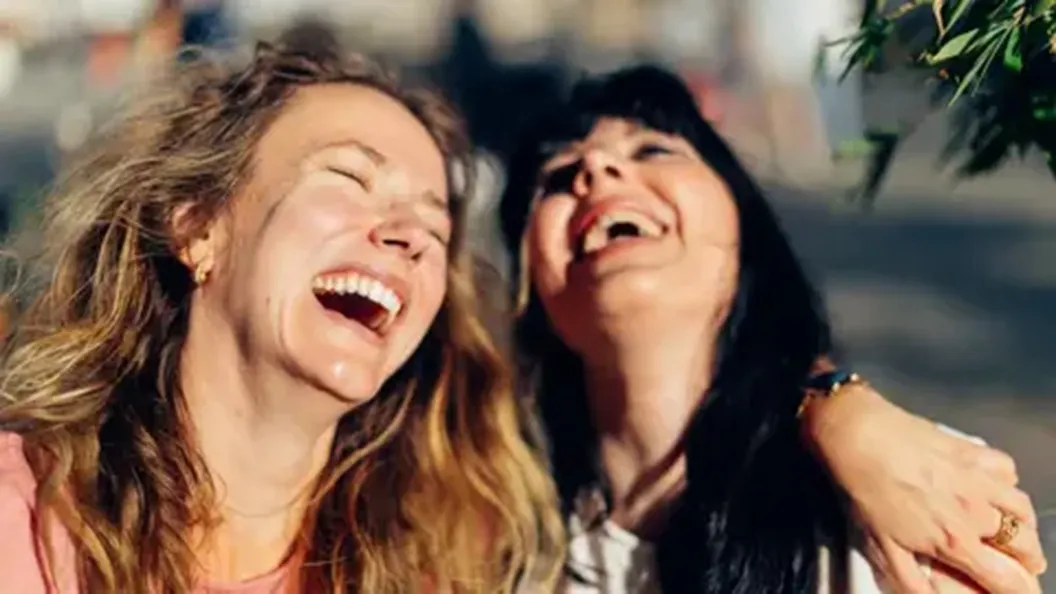 Study Reveals Friends' Support Can Reduce Fear by Up to 90%