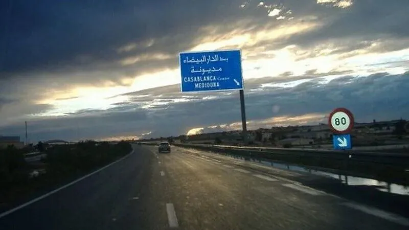 Traffic Chaos in Casablanca: Heavy Truck Accident Causes Major Disruption