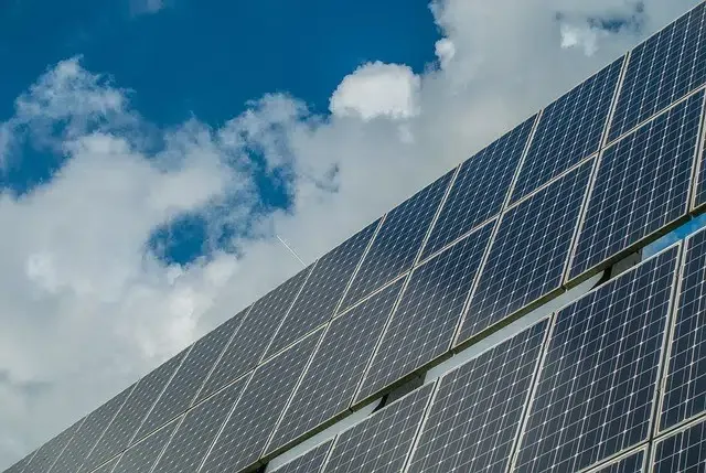 Transition to Photovoltaics: Morocco's Noor Atlas Project Revolutionizes Energy in Midelt