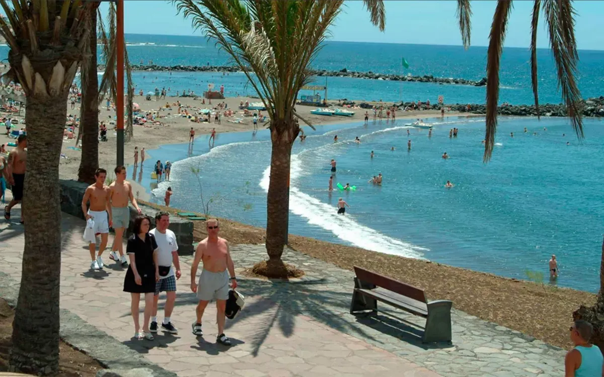 Tourism Exodus: Travelers Flee the Canary Islands for Safety in Morocco