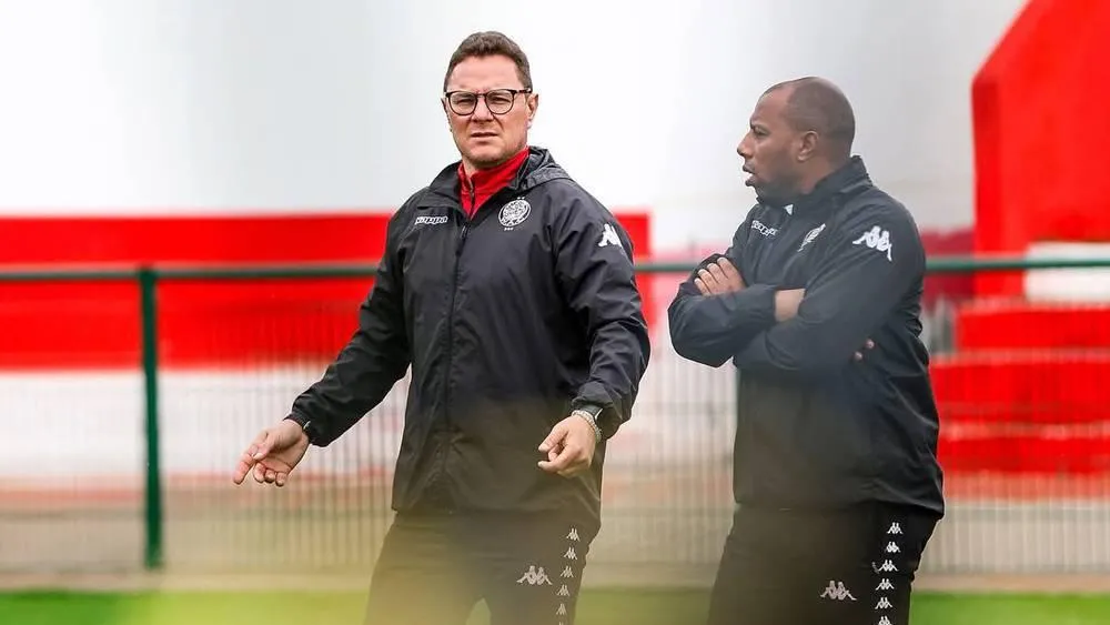 Benhashim: I Am Still the Coach of Wydad as of Now