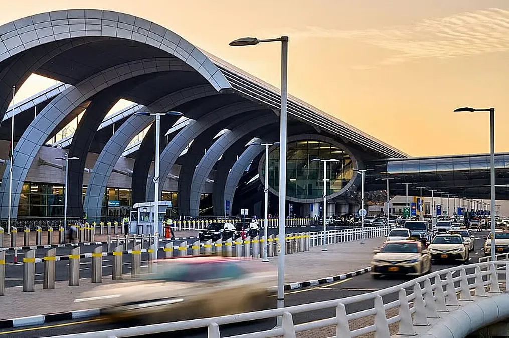 Dubai Civil Defense Teams Control Fuel Tank Fire Near International Airport