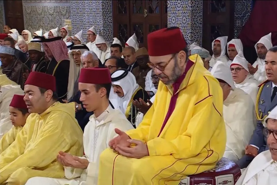 King Mohammed VI Commemorates Laylat Al Qadr with Vigil at Royal Palace