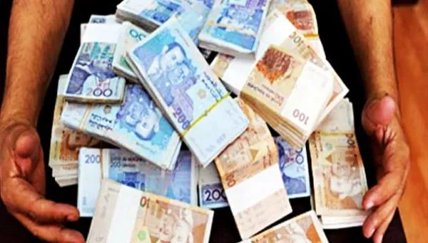 Two Bank Employees Sentenced to Five Years for Embezzling 2.44 Million Dirhams in Fez