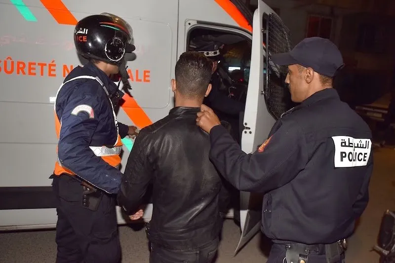Arrest of Young Man After Knife Attack on Relatives in Ksar al-Kabir