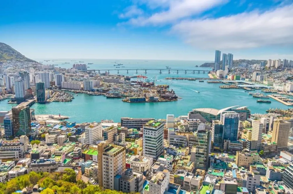 Significant Surge in Foreign Visitors to South Korea in March