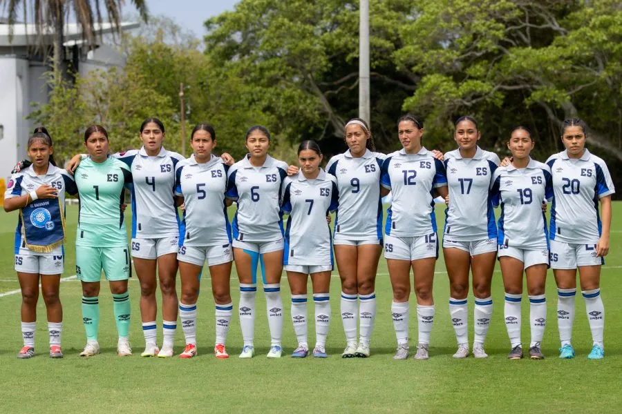 El Salvador's U-17 Women's Team Aims for World Cup Qualification Against Canada