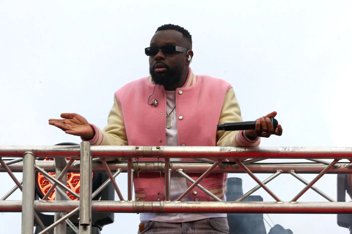 Famous Moroccan Rapper Gims Arrested in France Amid Money Laundering Investigation