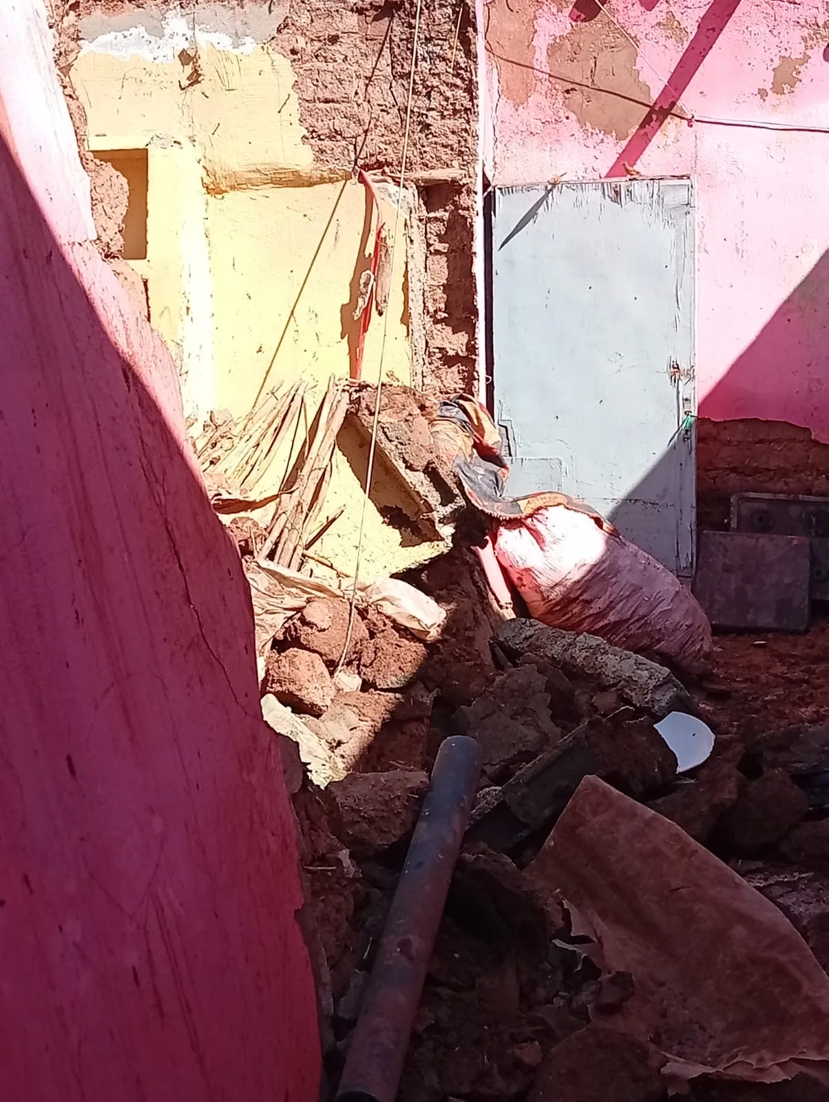 Community Faces Night of Terror as Floodwaters Invade Homes