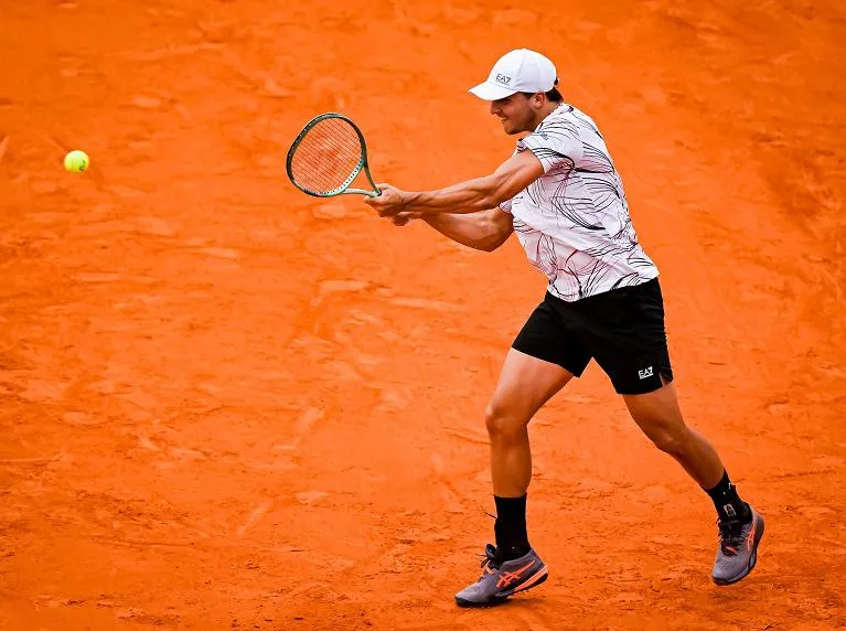 Darderi vs. Trungelliti: An Intriguing Semifinal Showdown in Marrakech