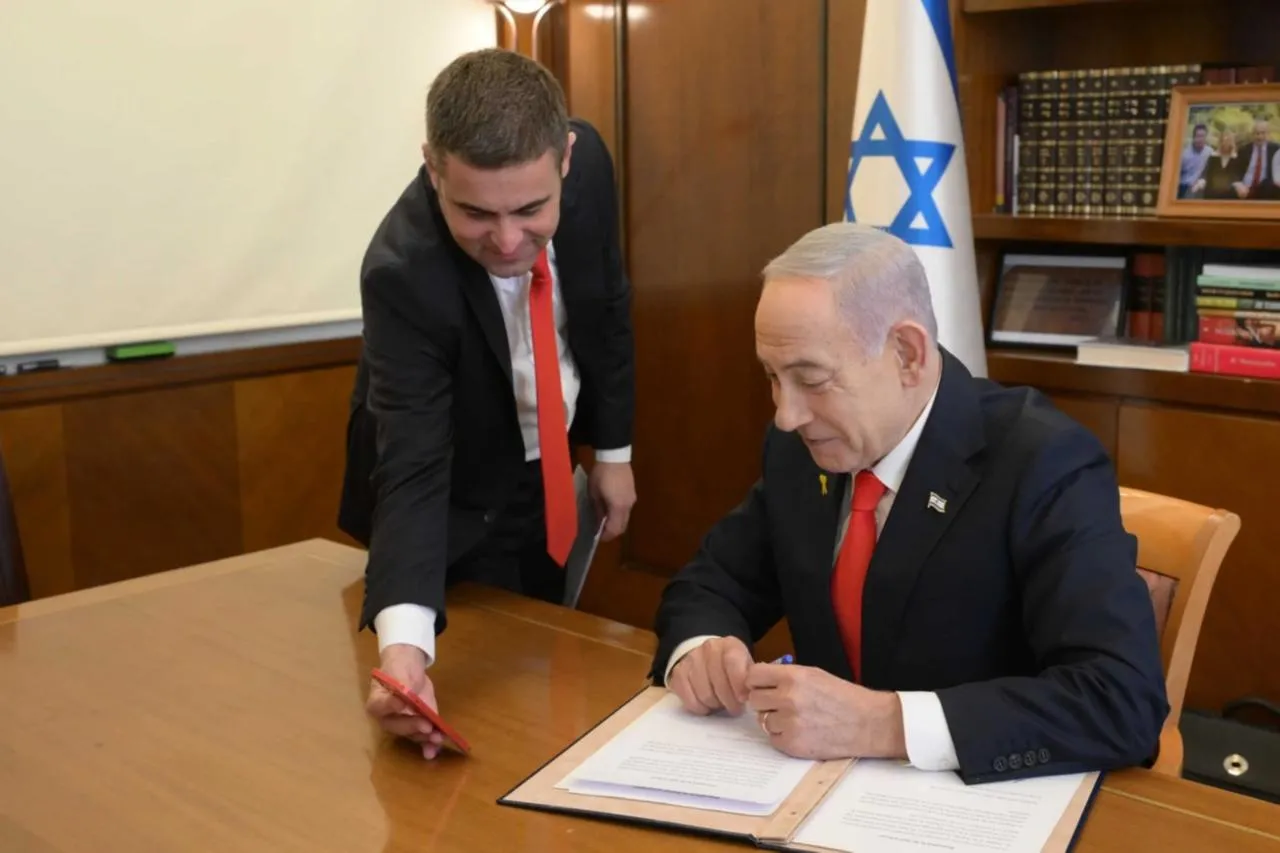Netanyahu Retains Aide Amid Controversy Over Offensive Remarks