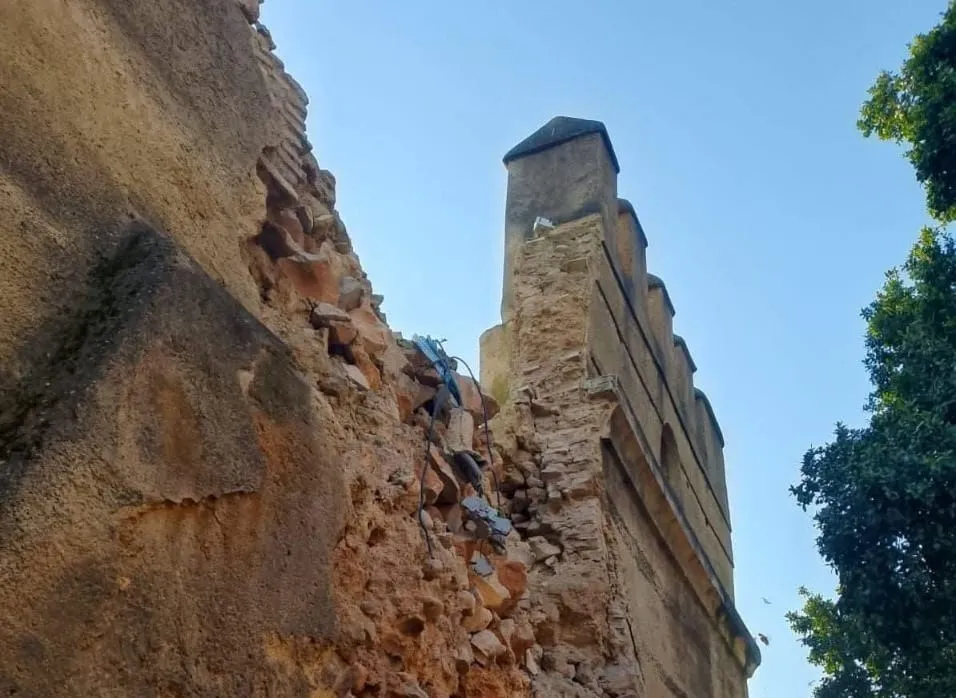 Unexpected Collapse of Part of Bab al-Futuh Wall Triggers Alarm Among Authorities and Residents in Fes