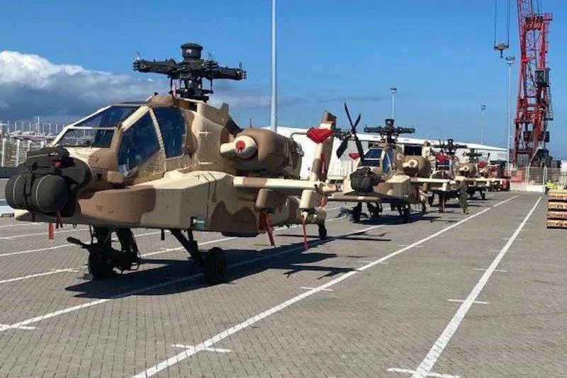 Morocco Strengthens Military Might with New Apache Helicopters