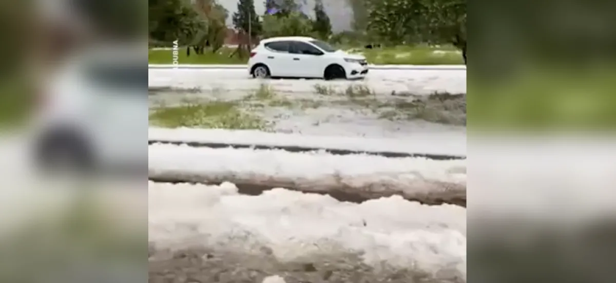Marrakech Transformed: Stunning Hailstorm Blankets the City