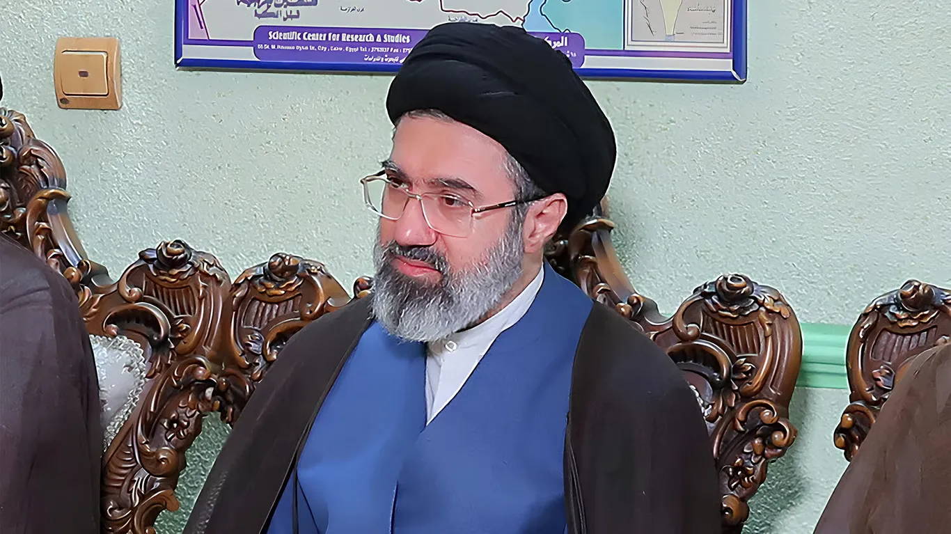 Reports Indicate Mojtaba Khamenei Suffers Severe Injuries and Disfigurement
