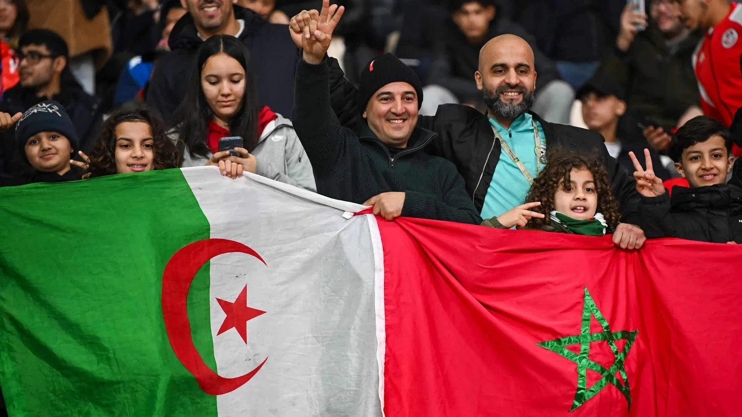 Controversy Arises as Algerian Defender Removes Moroccan Flag from Shirt
