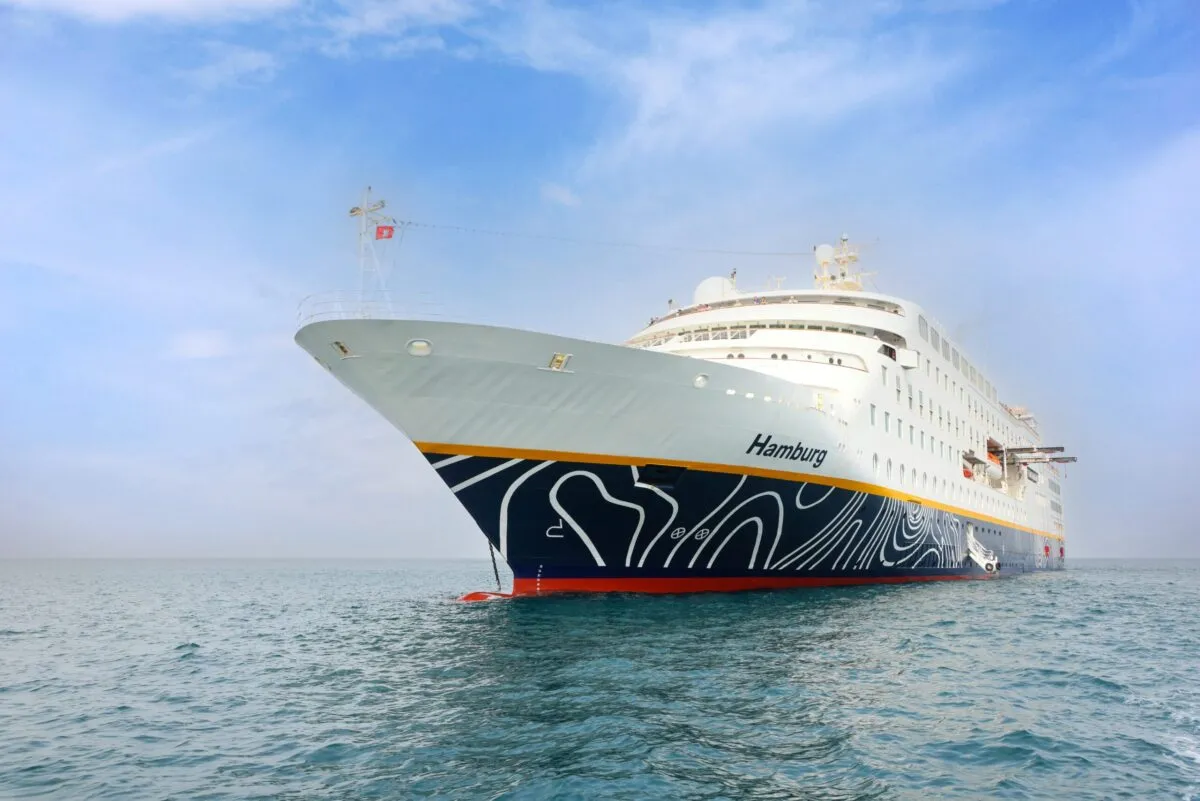Celebrate New Year's Eve in Style: MS Hamburg's Festive Voyage to Madeira