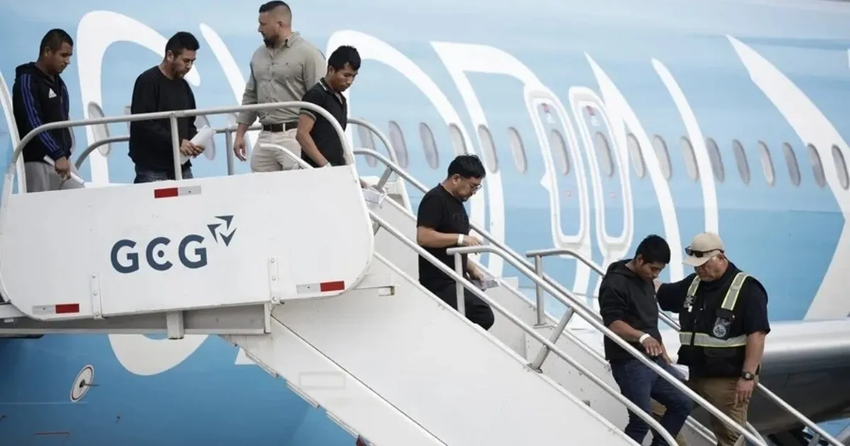 Costa Rica Welcomes First Flight of Deported Migrants from the U.S.