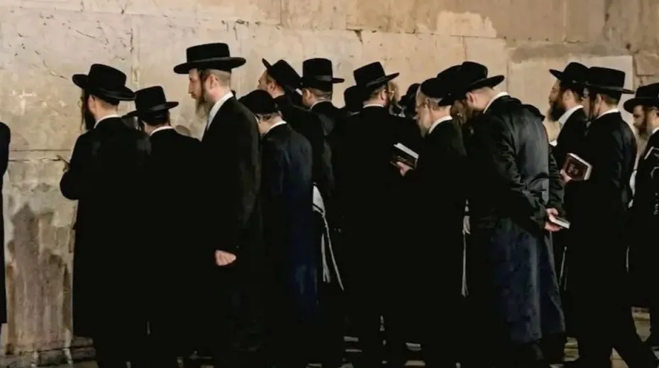 Controversial Jewish Religious Gathering Sparks Debate in Marrakech