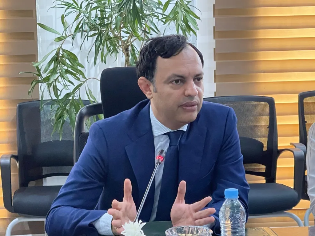 Morocco's Third Path in Embracing Artificial Intelligence: A New Ethical and Inclusive Approach