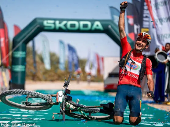 Luis Ángel Maté and Tessa Kortekaas Crowned Champions of Titan Desert 2026