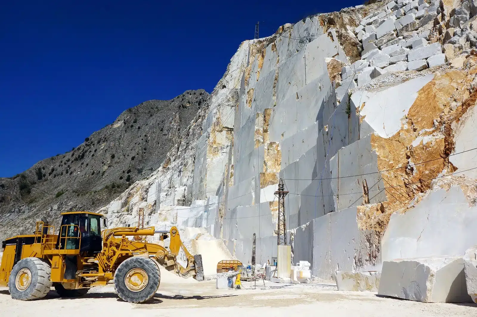 Demolition Crisis in Casablanca: Marble Industry Faces Unprecedented Challenges
