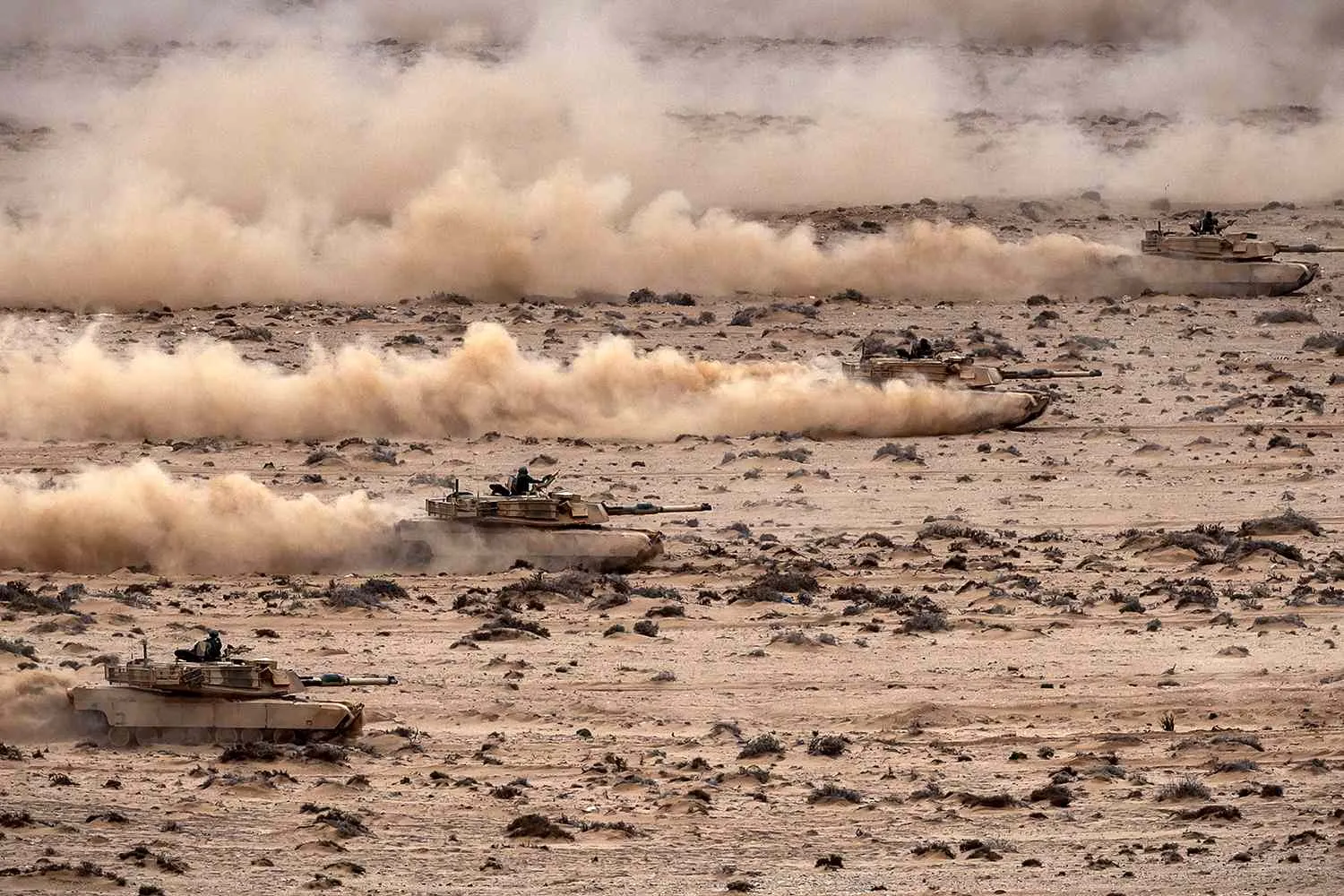 Search Efforts Underway for Missing Soldiers Near Moroccan Cliffs