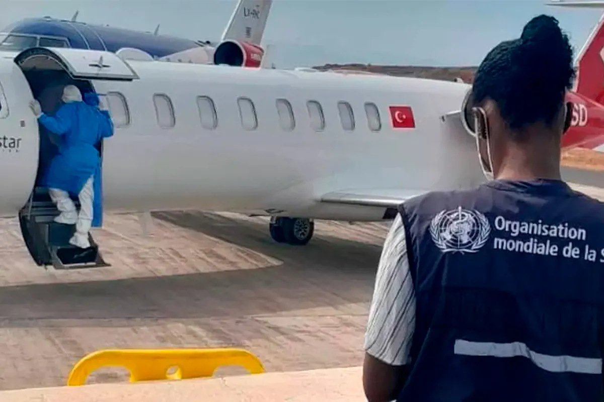Urgent Medical Evacuation: Hantavirus Concerns Force Plane to Land in Gran Canaria