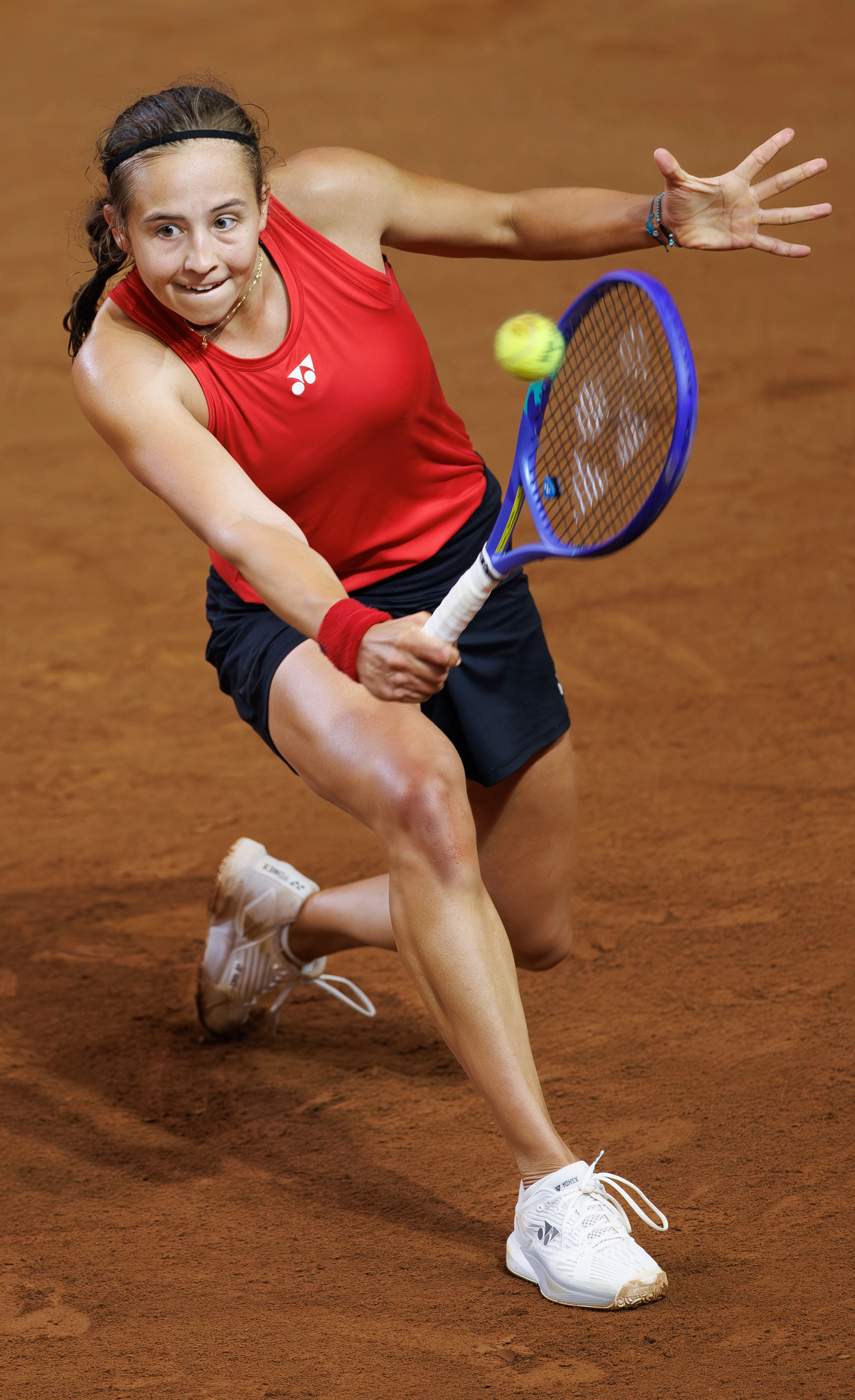 Hanne Vandewinkel Exits Early at WTA Rabat: A Challenging Match Ahead of Roland-Garros