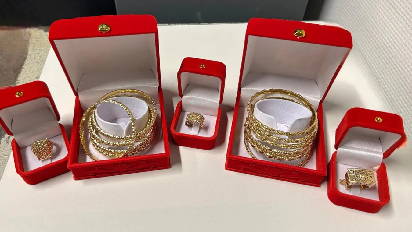 Customs Uncover Gold Smuggling Attempt at Weeze Airport