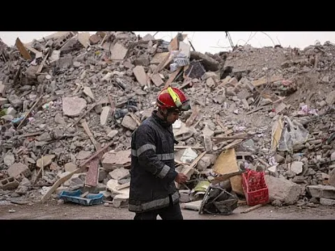 Tragedy Strikes Fez: Building Collapse Claims Nine Lives