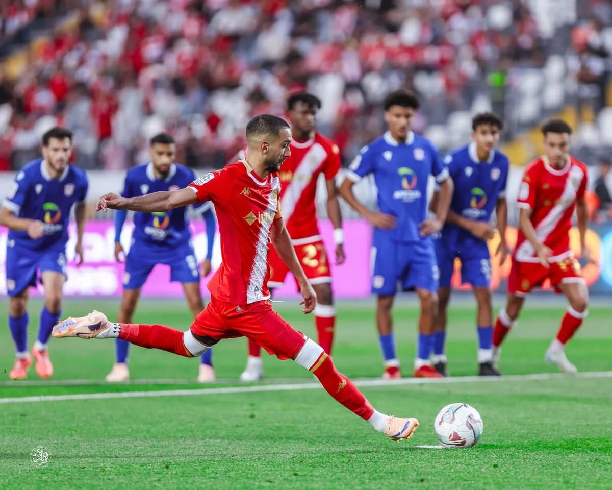 Hakim Ziyech Shines with Hat-Trick as Wydad Triumphs Over Hassania Agadir