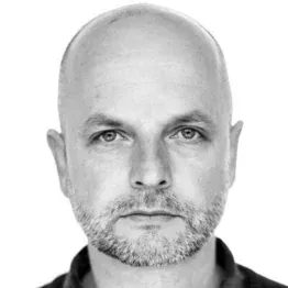 Regulatory Scrutiny on False Promotions by H&M and Peek & Cloppenburg