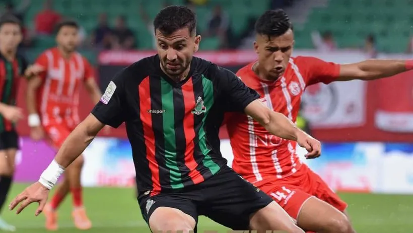 Raja SC Takes the Lead as Royal Army Stumbles in Moroccan League Race
