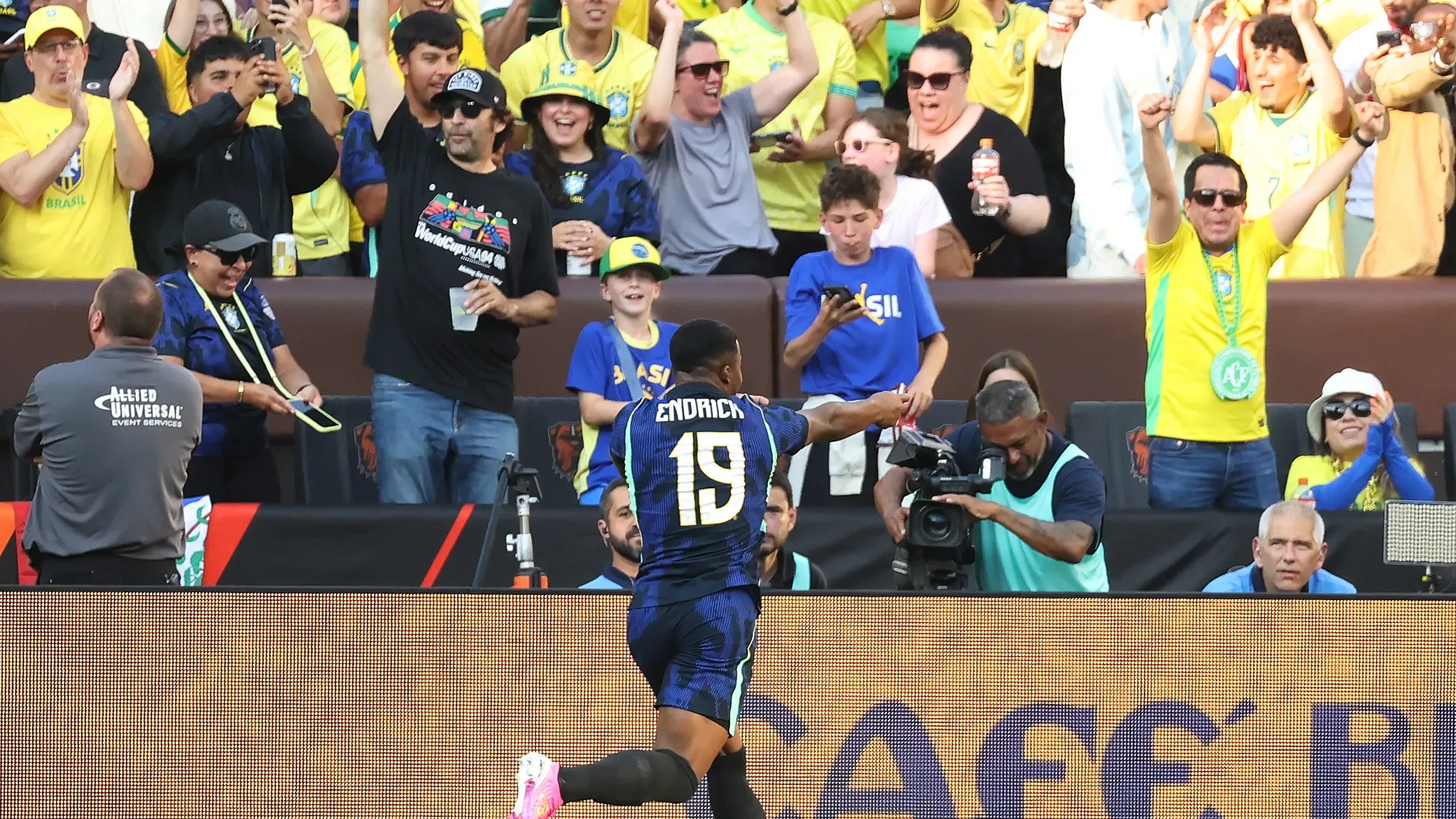 Brazil's Successful Warm-Up: A 2-1 Victory Over Egypt Ahead of the World Cup