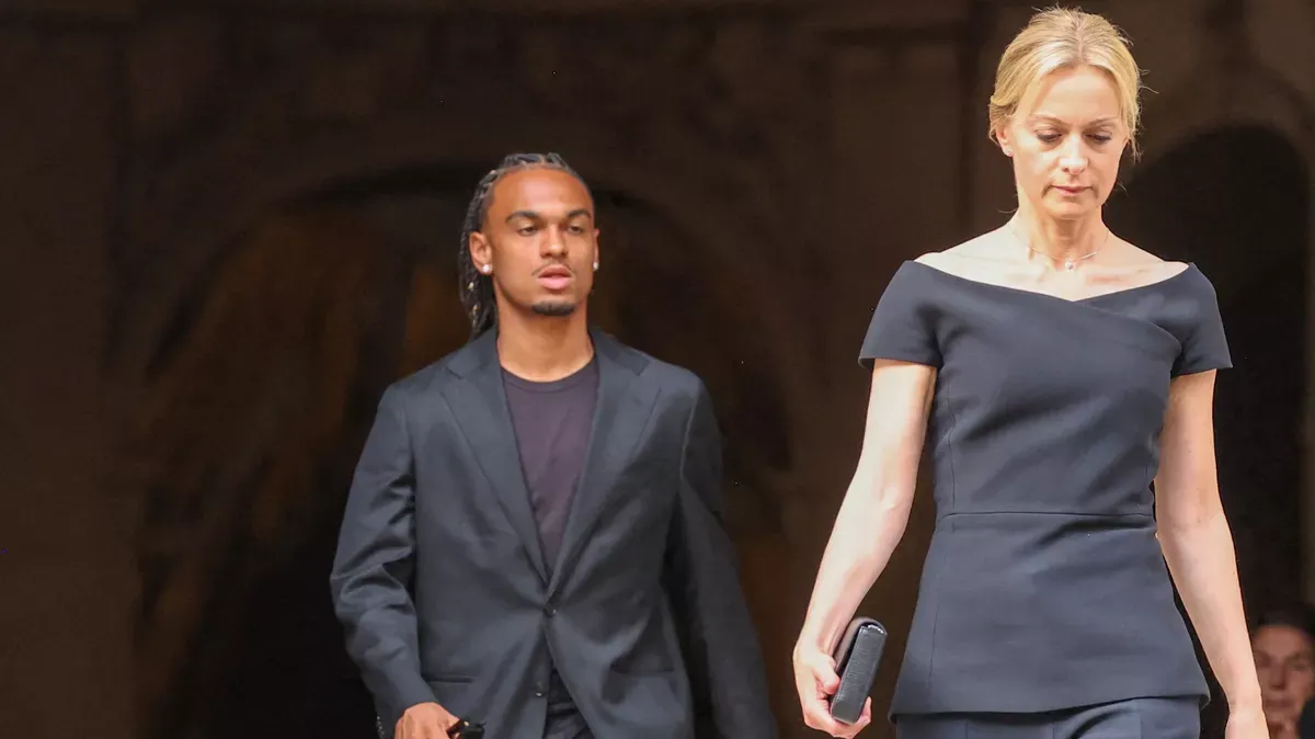 Audrey Crespo-Mara Shines at Marrakech Comedy Festival with Son Sékou