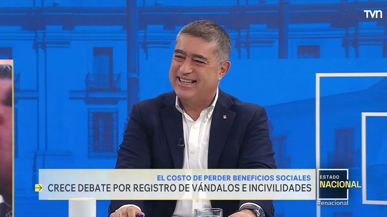 Desbordes Critiques Rabat Over Santiago Jail: Lack of Political Experience Highlighted