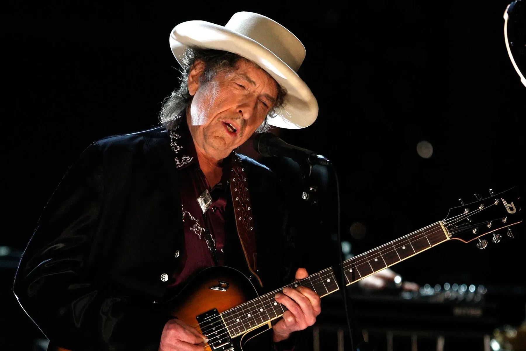 Bob Dylan Revives Classic Track After 14 Years During Washington Concert