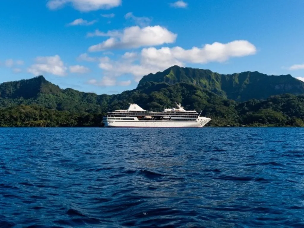 Celebrate Canada with Exclusive Offers from Ponant Explorations and Paul Gauguin Cruises