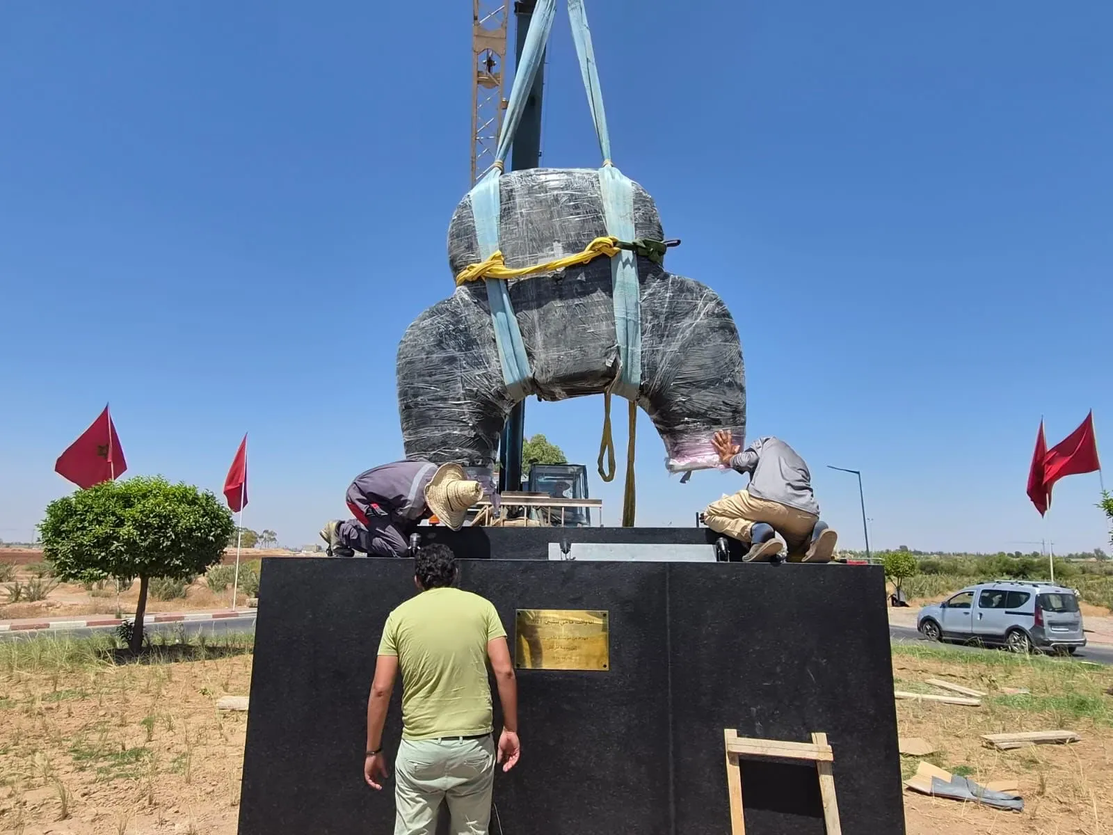 Mahi Binebine's 'I Am Standing': A New Symbol at the Entrance of Marrakech