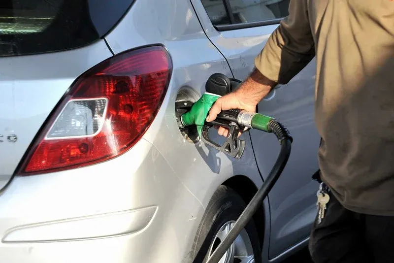 Fuel Prices Drop in Morocco Following Tensions in the Strait of Hormuz