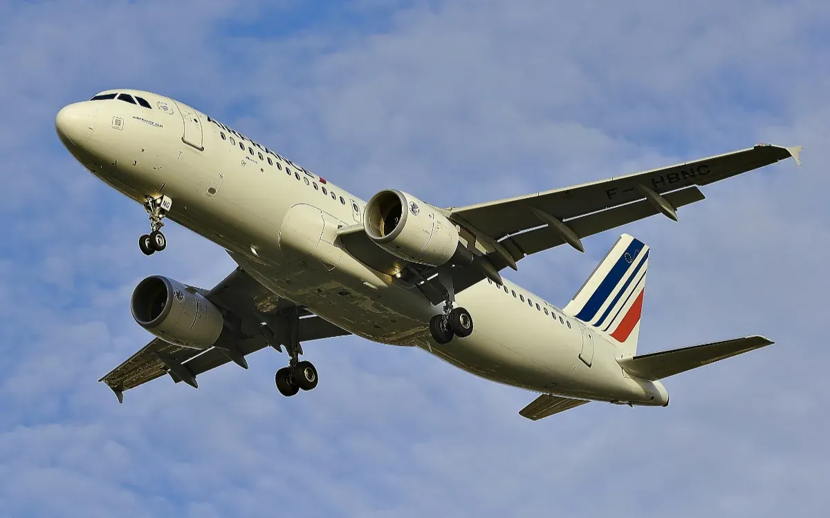 Historic Overhaul of Air Travel Rights Benefits Moroccan Residents in Europe