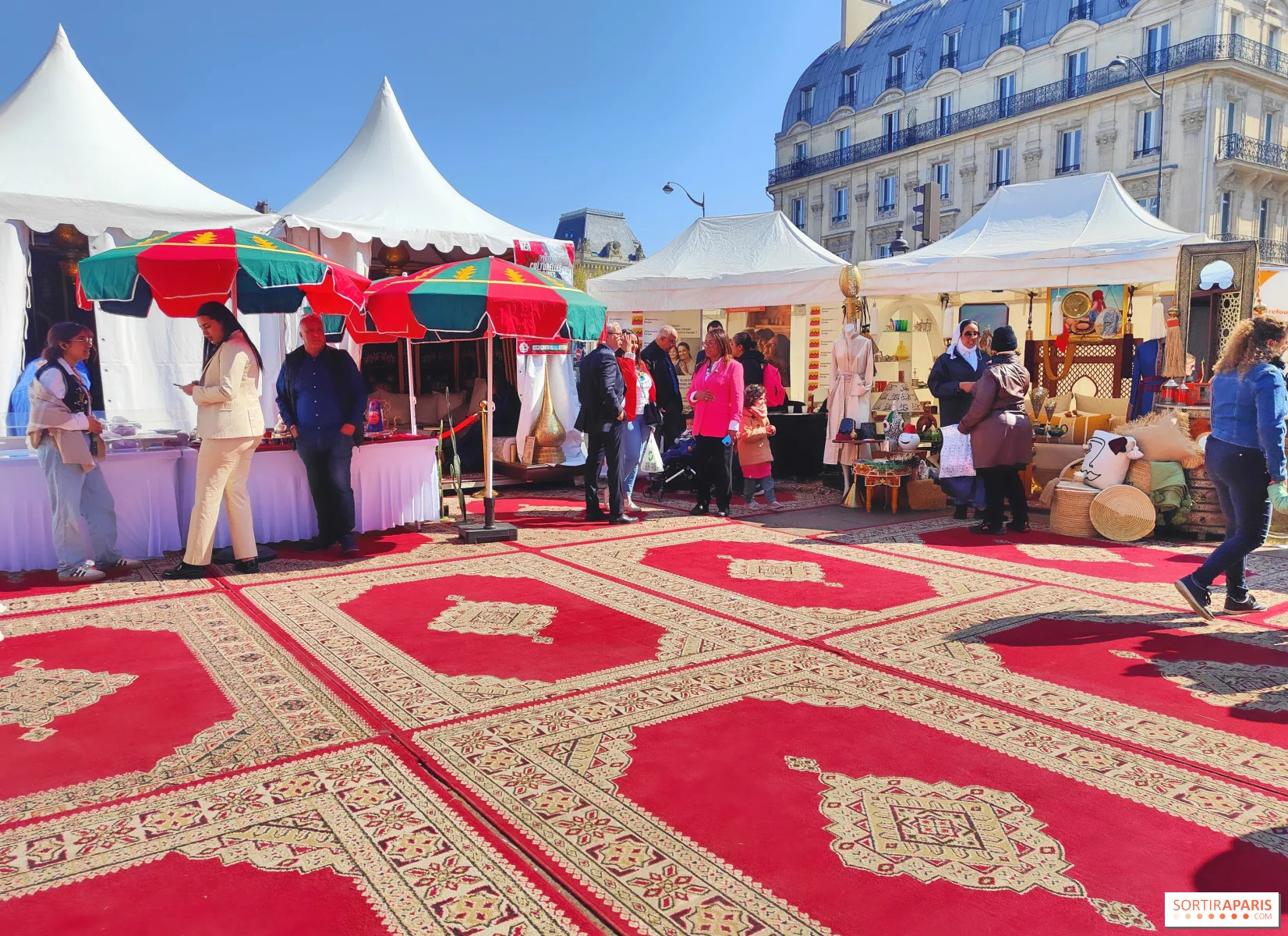 Experience the Vibrant Moroccan Cultural Festival at Place Saint-Michel in 2026