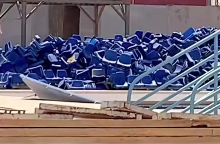Public Outrage Over the Conversion of Hassan II Pool in Fez into a Junkyard