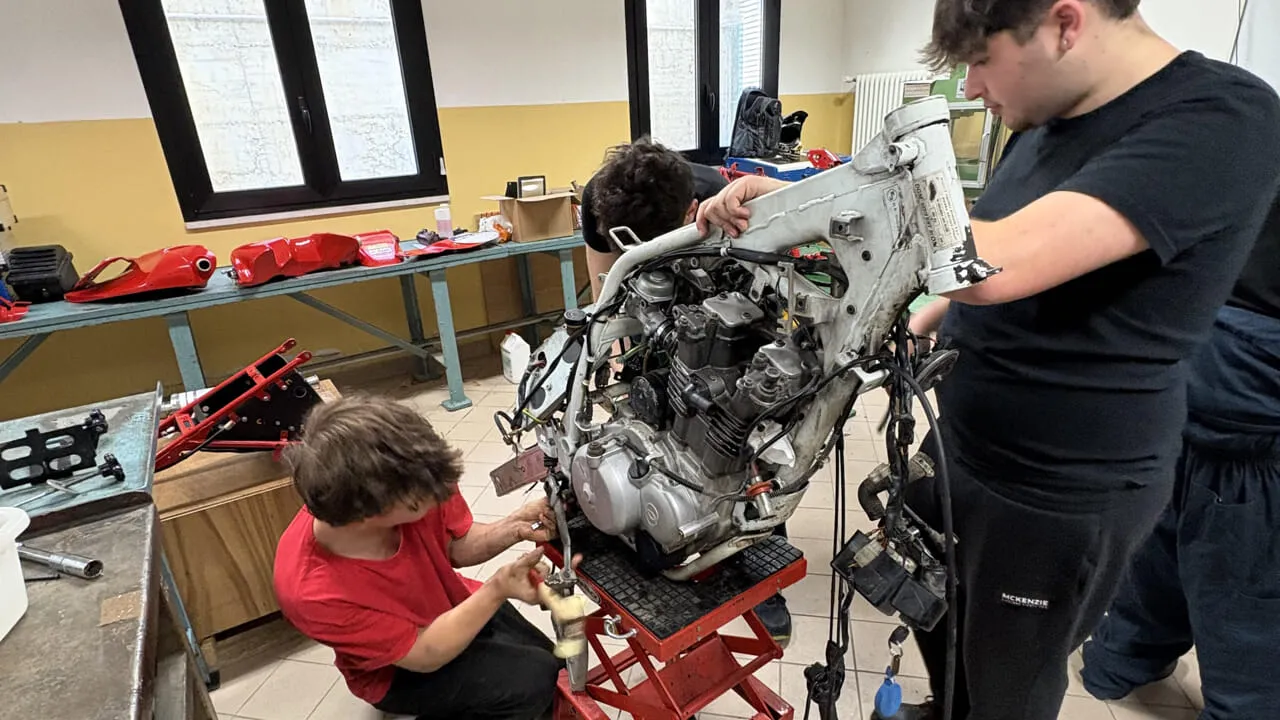 A Historic Motorcycle Journey: Students Restore Bike for Trip from Galeata to Marrakech