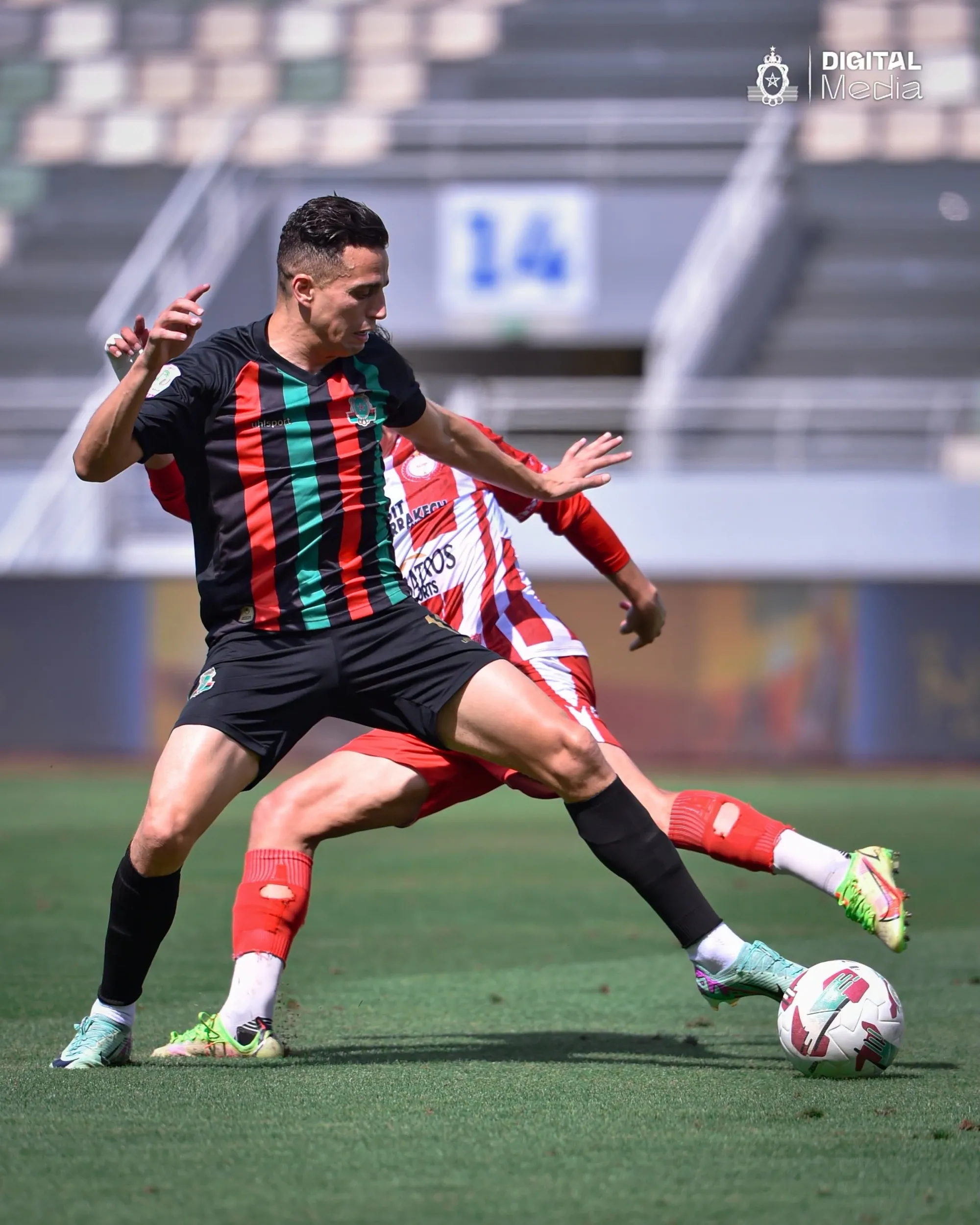 Royal Army Strengthens Lead in Professional League, Closing in on Title