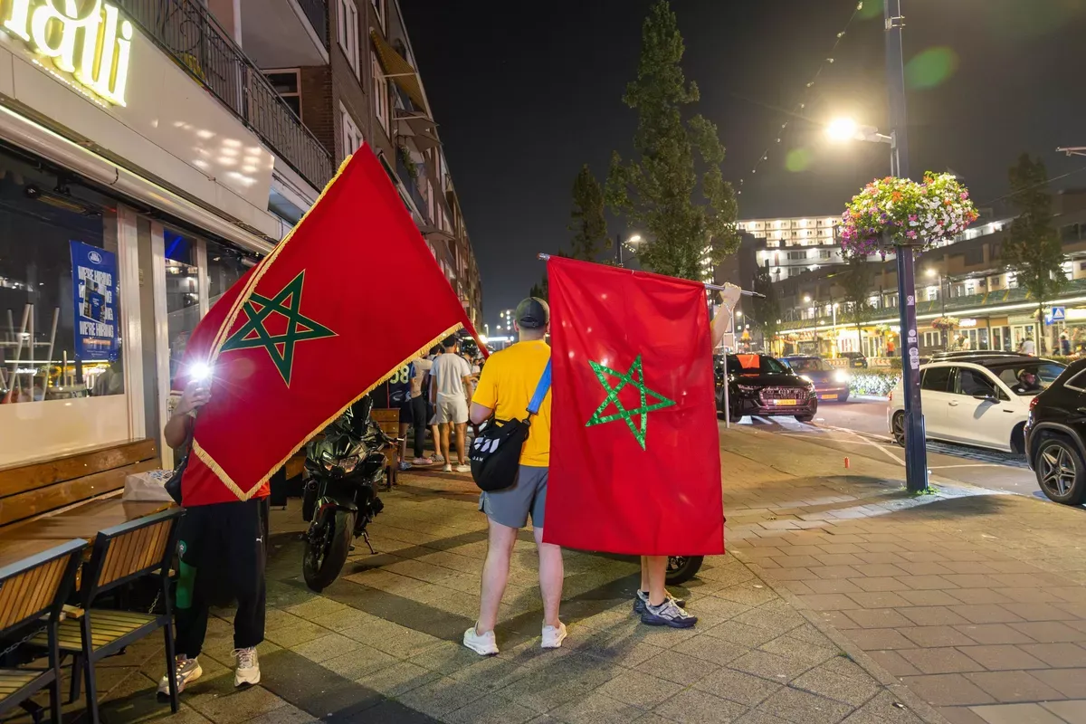 Moroccan Embassy in France Files Complaint Over Profane Flag Incident in Aubervilliers