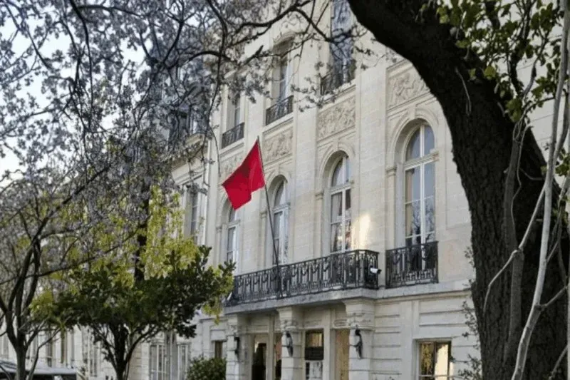 Moroccan Embassy in France Condemns Desecration of National Flag and Files Complaint Against Perpetrators
