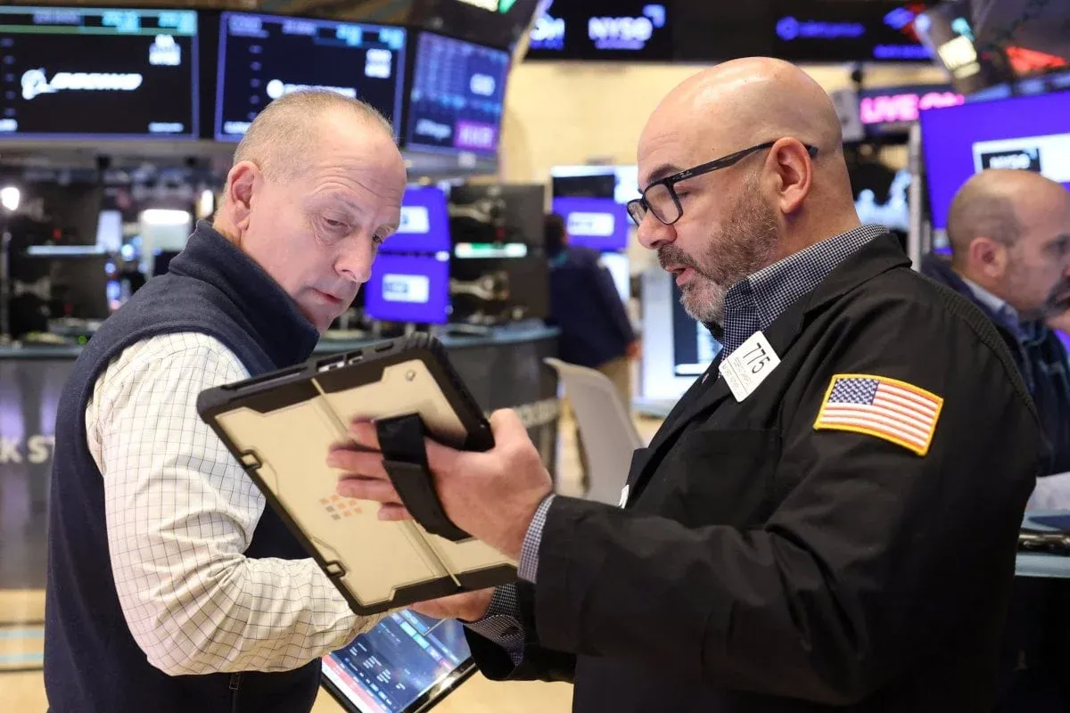 Moroccan Stock Market Experiences Minor Decline Amid Sector Losses